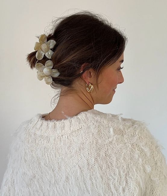 JONA THE LABEL Flower Clip Creamy White