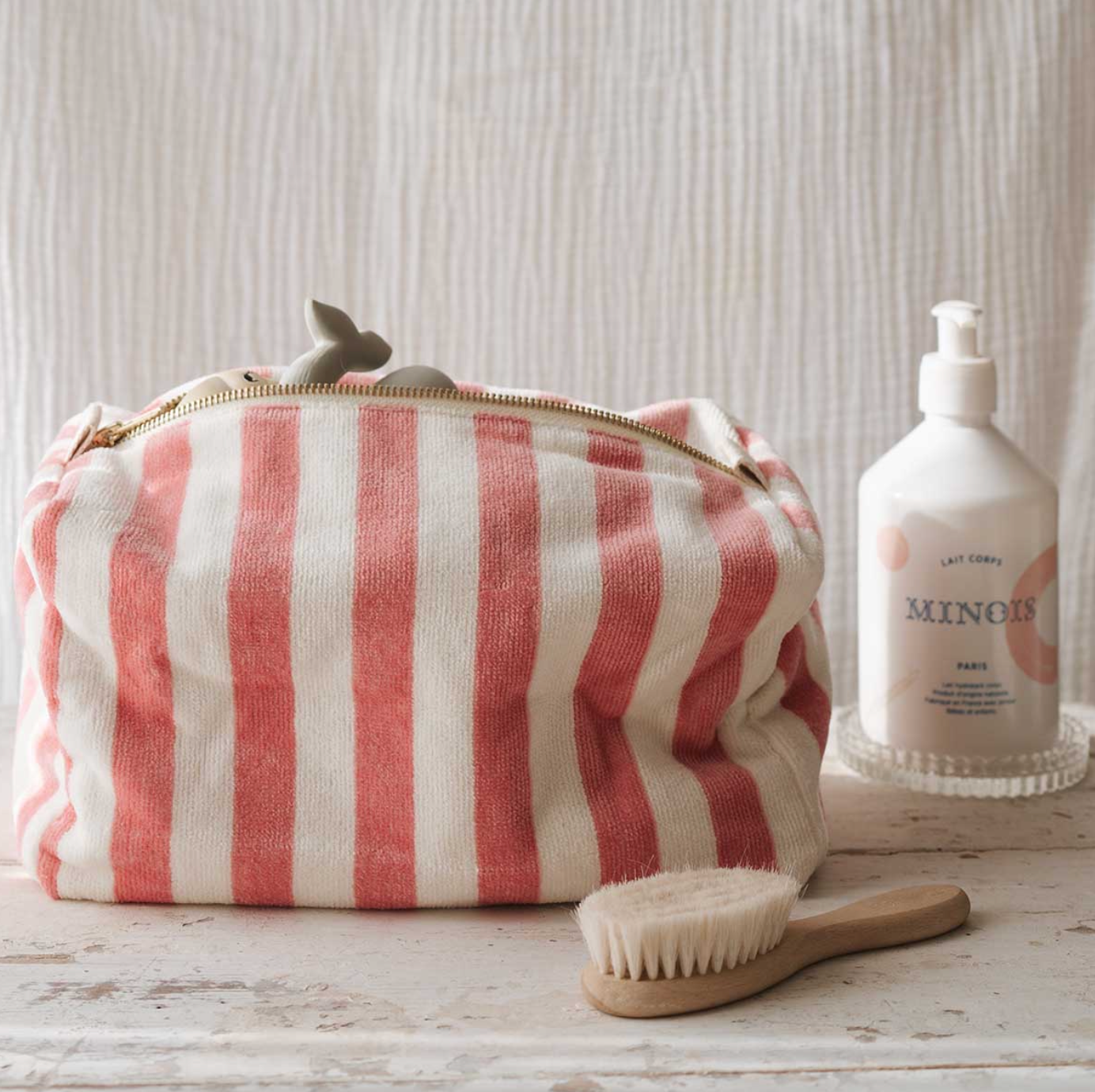 Rose In April Vic Pouch Stripes Strawberry Ecru