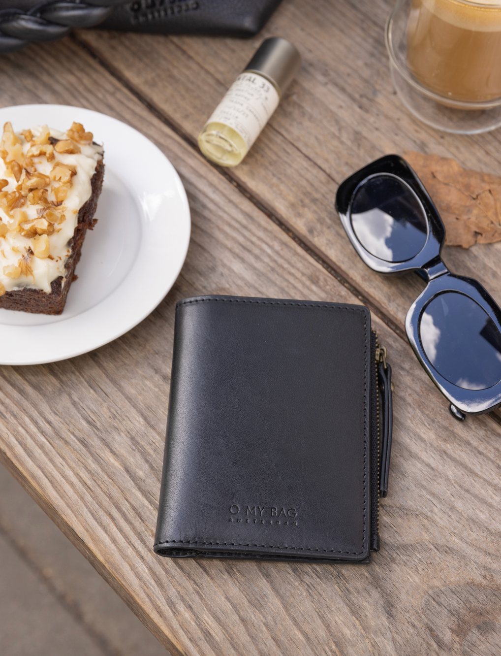 O MY BAG Jamie Wallet Black Classic Leather