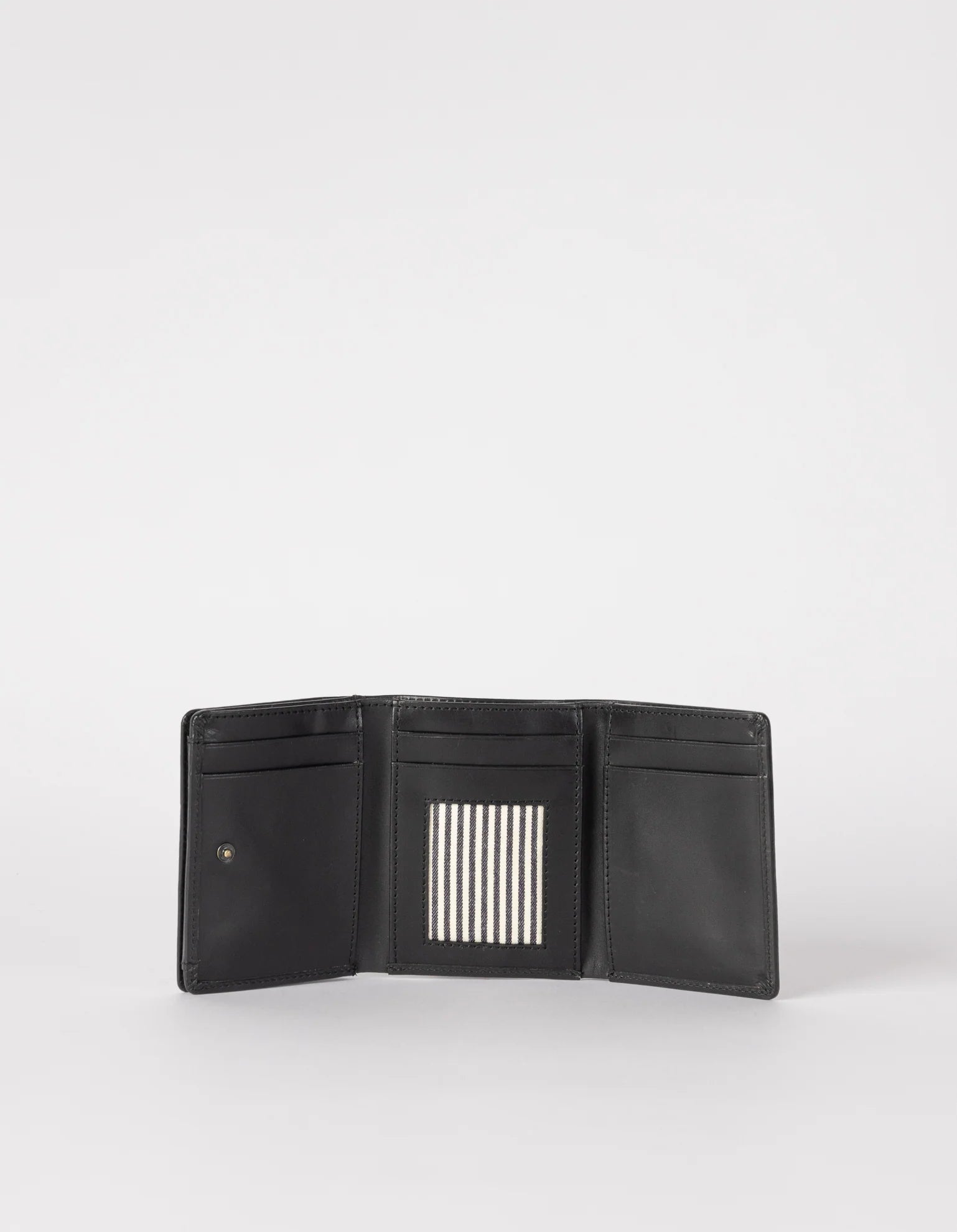 O MY BAG Ollie Wallet Black Classic Leather